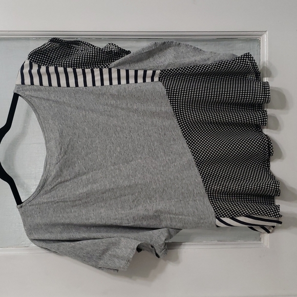 Uniqlo x Plumpynuts Mixed Media Asymmetric Top - Picture 2 of 10